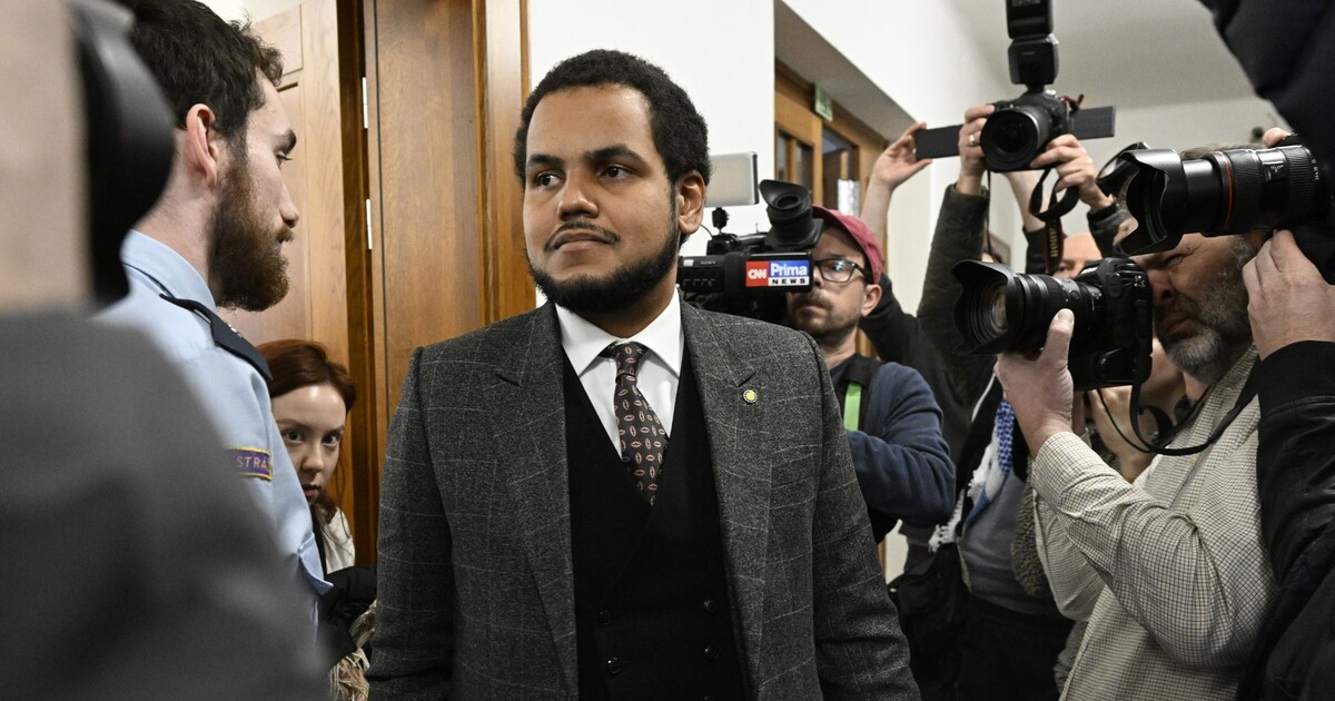 „Před rokem jsem se pokusil o sebevraždu. Je to bezmoc.“ Soud s Ferim pokračuje, líčení se odročuje na konec července