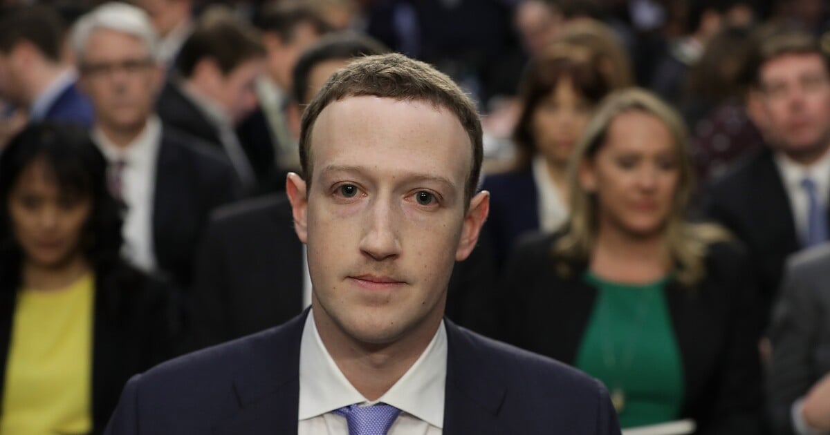 Zaměstnanci Mety měli stáhnout 2 400 pornofilmů pro trénink AI. Brání se, že šlo o „soukromé účely“