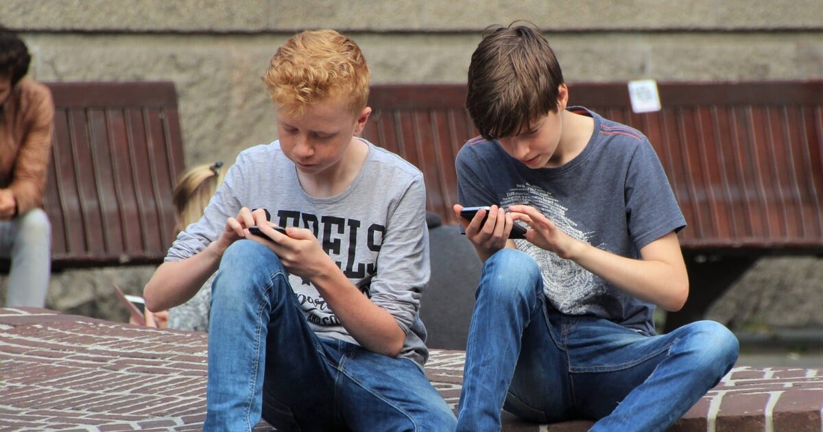 Řecko zakáže dětem sociální sítě. Stejný krok vyžaduje i od Evropské unie