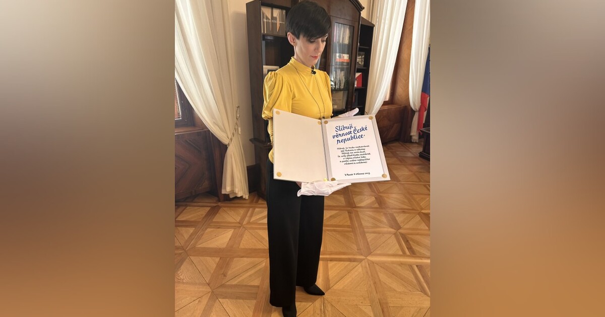 Písmo na prezidentském slibu budí rozpaky. Jak se líbí tobě?