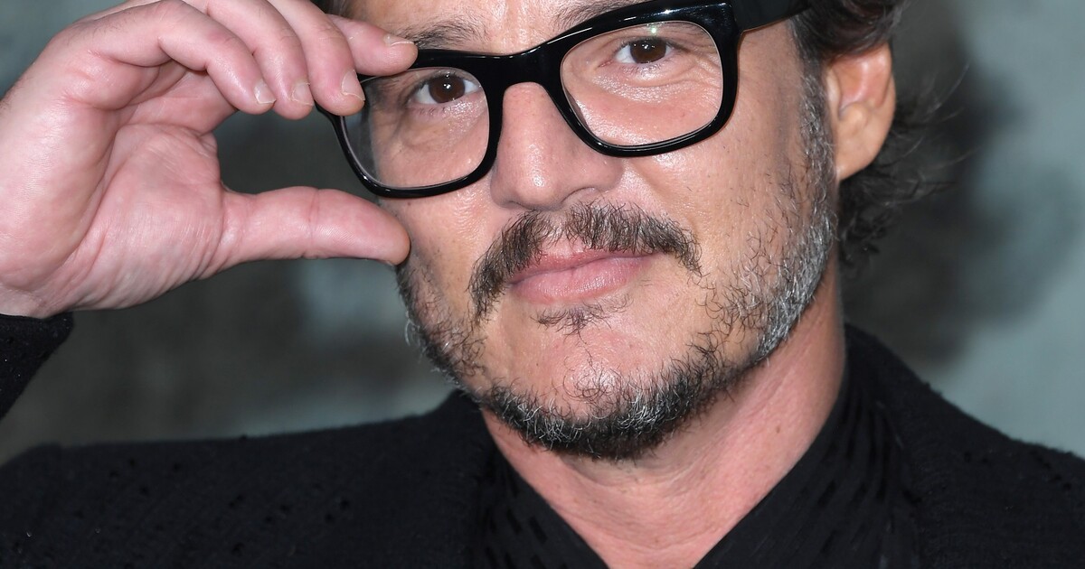 Pedro Pascal mění pravidla maskulinity aneb Proč ho všichni tak milují?