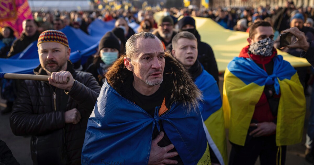 Průzkum: Vztah Čechů a Češek k Ukrajině se zhoršil. K jaké zemi a státníkům máme nejvíce pozitivní vztahy?