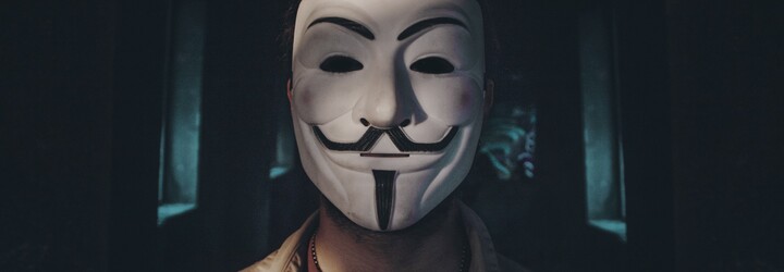 Skupina Anonymous nabourala web čínské vlády a přivítala Nancy Pelosi na Tchaj-wanu