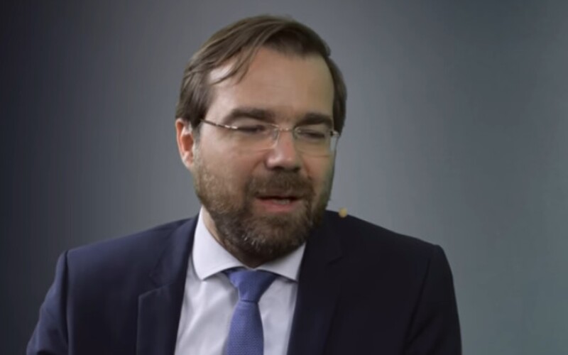 Som Božie dieťa, Satan chce na Slovensku získať moc. Minister Krajčí sa opäť stal stredobodom pozornosti.