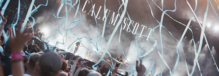 PLAYLIST TÝŽDŇA: Emotívne balady Caluma Scotta, album s 30 skladbami od Logica aj zmena štýlu britských indie-rockerov Foals