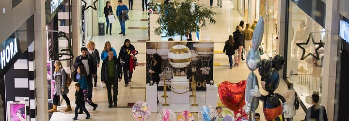 Nákupní centrum vytvořilo rychlý pruh pro zaneprázdněné. Odteď jim už pomalí nakupující nebudou překážet