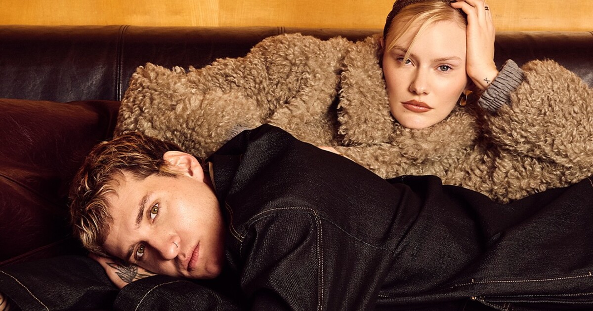 NEHERA představila vizuály podzimní kolekce. V nové kampani vystupují Annet X a NobodyListen