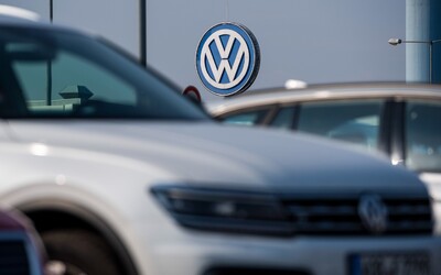 Volkswagen si stále žehlí kauzu dieselgate. V Anglicku a vo Walese zaplatí vodičom 227 miliónov eur.