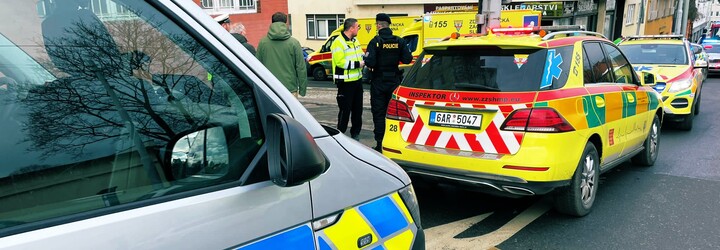 Auto v Praze se samovolně rozjelo a usmrtilo chodkyni
