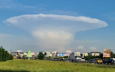 Neďaleko Černobyľu sa objavil oblak vyzerajúci ako atómový hríb. Ukrajinské úrady sa úsmevne pýtali, kto sa zľakol
