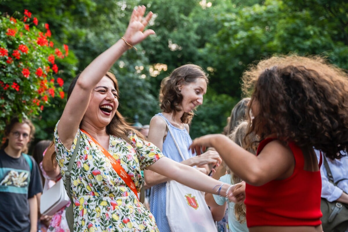 Ilustračné foto: Ľudia zabávajúci sa počas Bratislava World music festivalu.