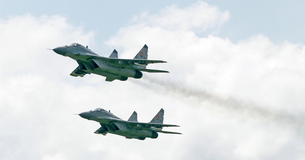 AKTUÁLNĚ: Polsko uvedlo letectvo do nejvyšší pohotovosti