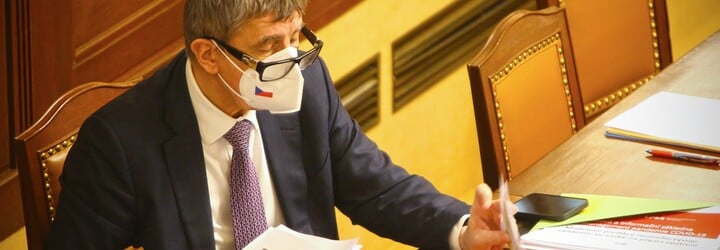 Co znamená aktivace článku 66 Ústavy? Víme, které pravomoci si rozdělí premiér a předseda Sněmovny