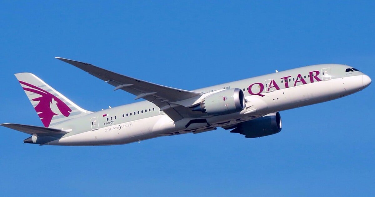 Let jako z hororu: Pár z Austrálie musel čtyři hodiny sedět vedle mrtvoly