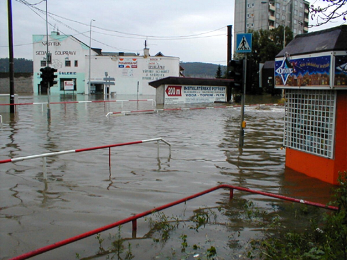 Povodní byly postiženy městské části Praha 1, 2, 4, 5, 6, 7, 8, 12, Suchdol, Lysolaje, Chuchle, Radotín, Zbraslav, Lipence a Troja. 