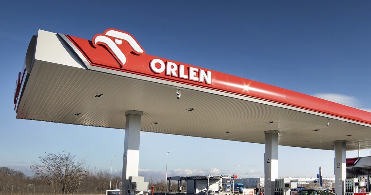 Ceny benzinu a nafty jsou v Polsku neuvěřitelně nízké. Kolik ušetříš na jedné nádrži?