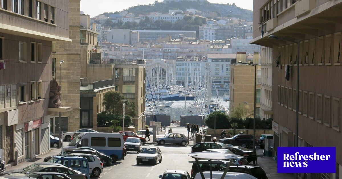 Meurtres violents à Marseille : des assaillants tuent deux personnes à coups de kalachnikov