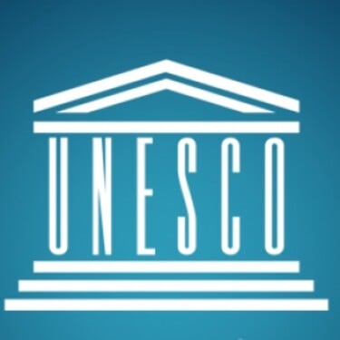 Ktorá zo spomenutých lokalít nie je zapísaná v UNESCO?