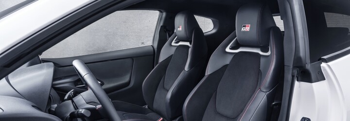 Toyota vyráží dech extrémním Yarisem. Má nejsilnější tříválec na světě a pohon všech čtyř kol