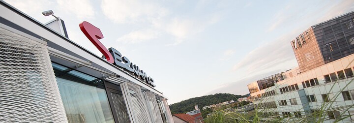 Seznam kupuje vydavatele deníku Právo a Novinky.cz