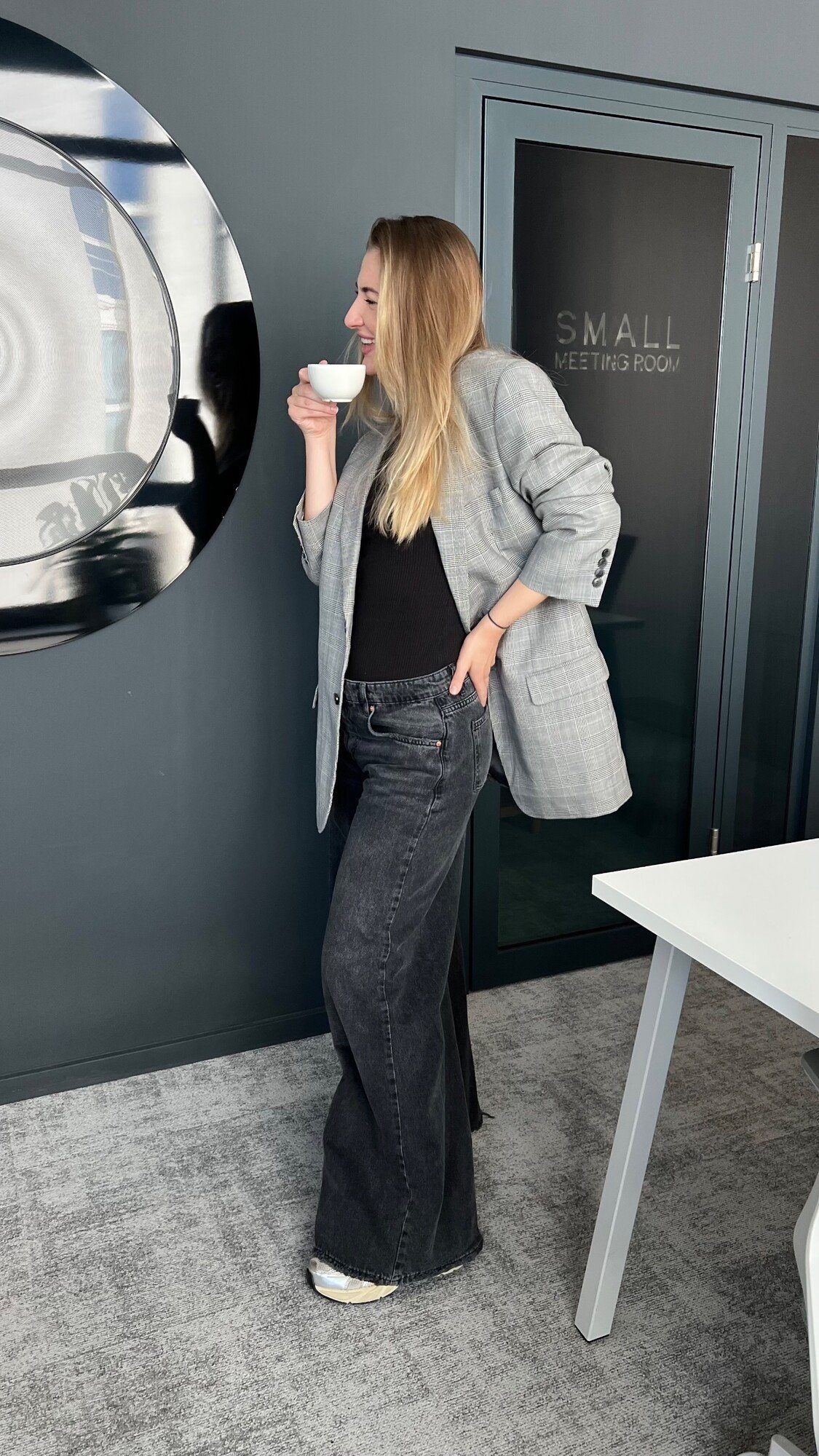 outfit check