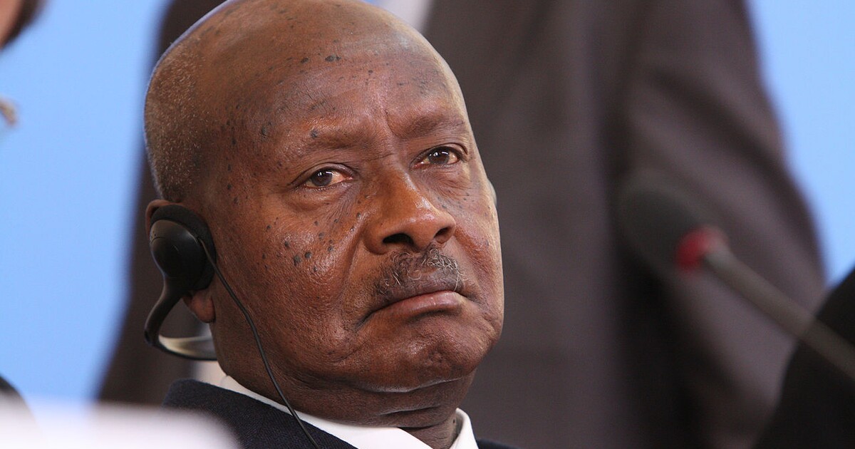 V Ugandě schválili nejtvrdší LGBT+ zákon na světě, gay a lesbickým párům hrozí až trest smrti