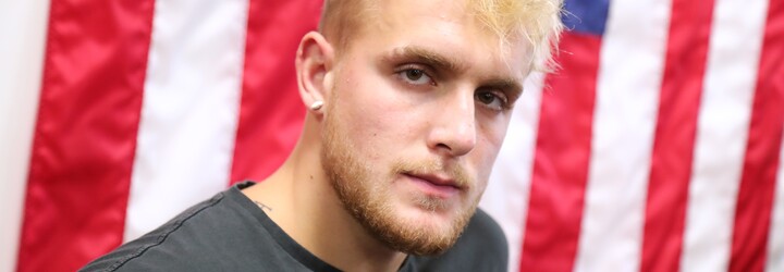 Jake Paul čelí obvineniu, že sexuálne zneužil mladú hviezdu z Tiktoku. Doteraz vraj mlčala, lebo ju prinútil podpísať zmluvu