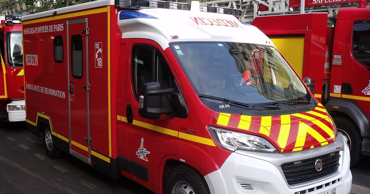 Žena váží 391 kilo, její převoz do nemocnice zajišťovalo padesát lidí