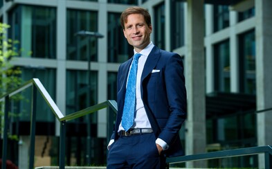 Ekonóm: Ak by pandémia trvala niekoľko rokov, je nemysliteľné, aby štát držal pri živote reštaurácie, fitnescentrá alebo divadlá Ekonóm: Ak by pandémia trvala niekoľko rokov, je nemysliteľné, aby štát držal pri živote reštaurácie, fitnescentrá alebo divadlá