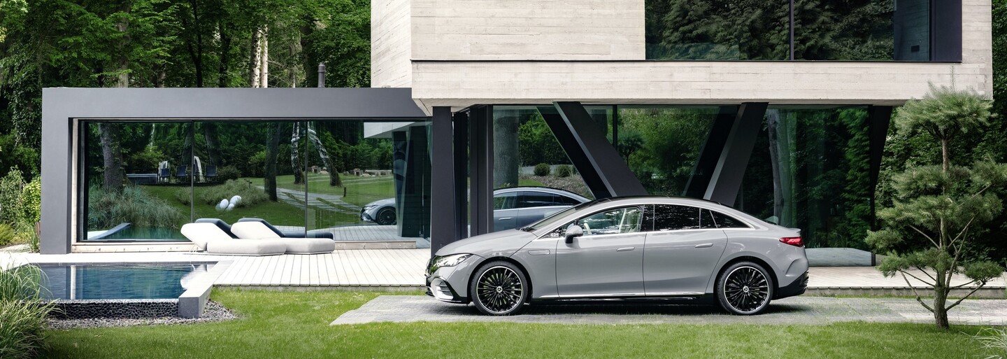 Elektrická modelová ofenzíva značky Mercedes-Benz pokračuje. Úplne nové EQE sľubuje dojazd 660 kilometrov