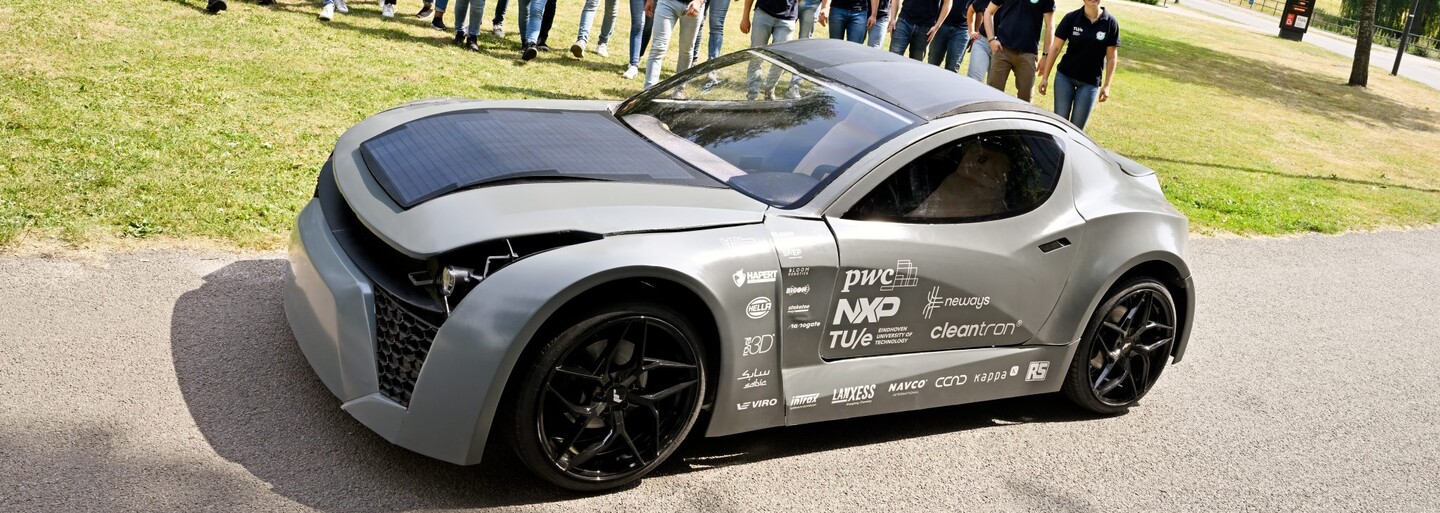 Elektromobily s nulovými emisiami sú bežné. Tento ich má záporné a čistí vzduch