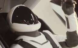 Elon Musk ukázal, ako bude vyzerať prvý let SpaceX s ľudskou posádkou