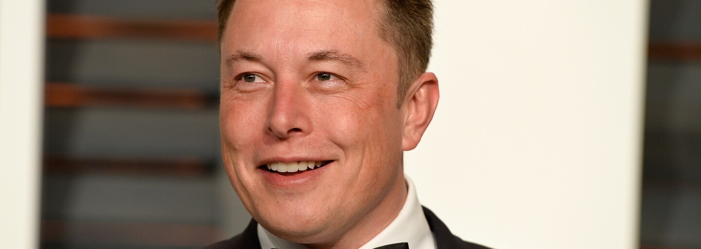 Elon Musk zvažuje, že přestane pracovat ve svých firmách a začne se živit jako influencer