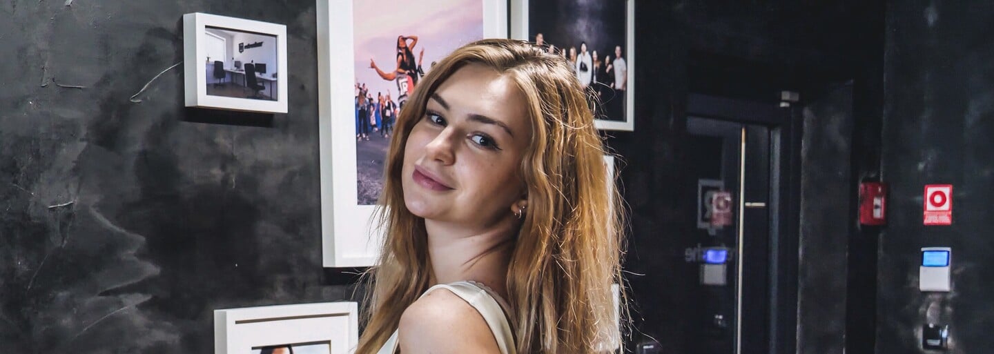 Ema Lacová: Ľudia berú track o mojej k*nde príliš vážne. Myslím si, že som urobila odvážny krok (Rozhovor)