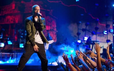 Eminem se po dlouhých 4 letech opět vydává na koncertní turné! Legendární raper vyslyšel s příchodem nového alba prosby fanoušků Eminem se po dlouhých 4 letech opět vydává na koncertní turné! Legendární raper vyslyšel s příchodem nového alba prosby fanoušků