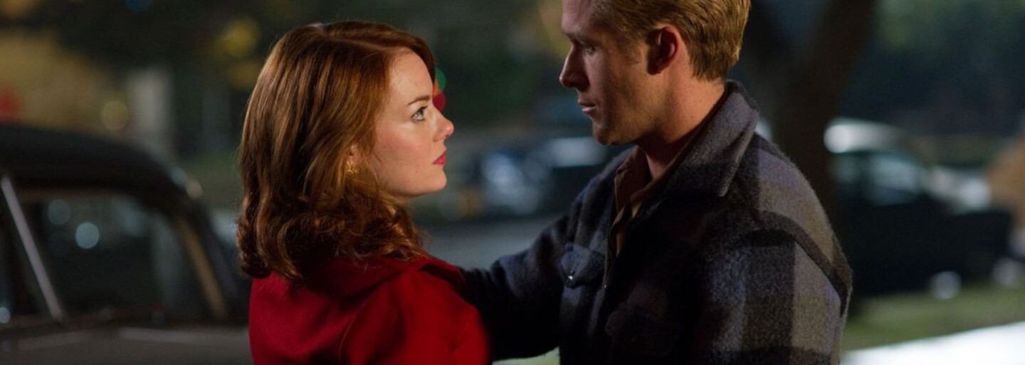 Emma Stone a Ryan Gosling sa pretĺkajú životom v muzikáli La La Land od režíséra Whiplash