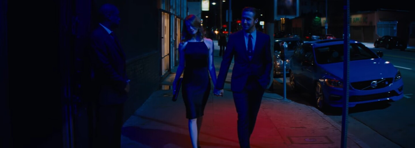 Emma Stone a Ryan Gosling to roztáčajú s plnou parádou! Fenomenálny trailer na muzikál La La Land od režiséra Whiplash vás prinúti ísť do kina