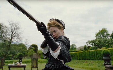 Emma Stone, Rachel Weisz a šialené intrigy kráľovského dvora. Novinka tvorcu Killing of a Sacred Deer láka bizarným humorom a absurditou Emma Stone, Rachel Weisz a šialené intrigy kráľovského dvora. Novinka tvorcu Killing of a Sacred Deer láka bizarným humorom a absurditou