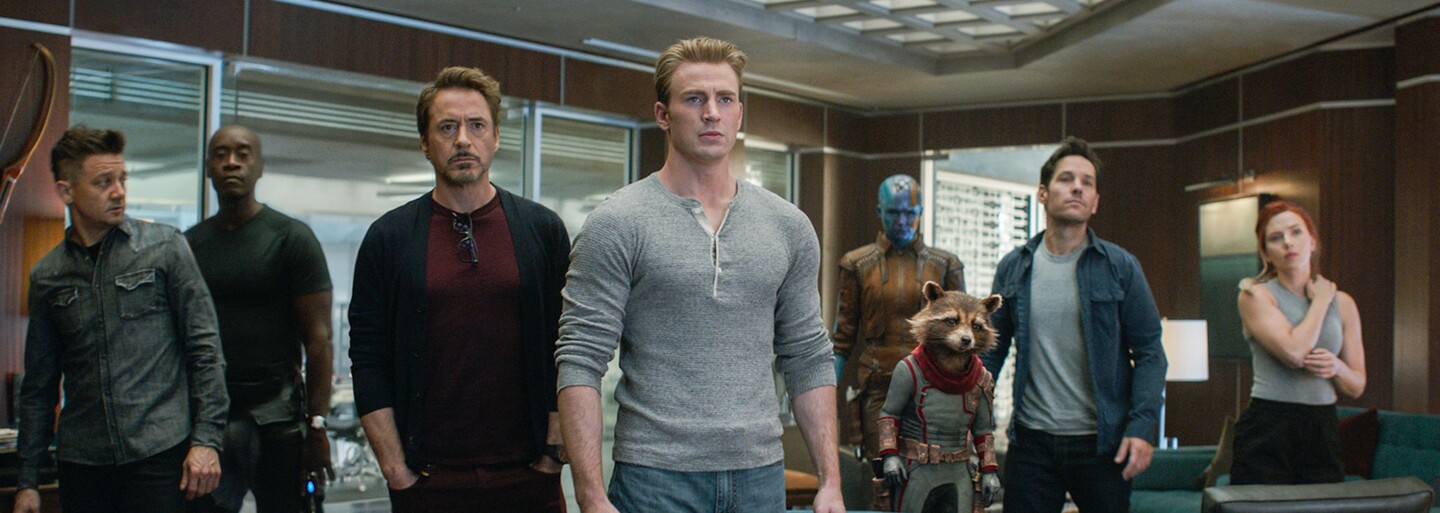 Endgame je dojemná pocta původním Avengers, která ohromí akcí a příběhovými zvraty (Recenze)