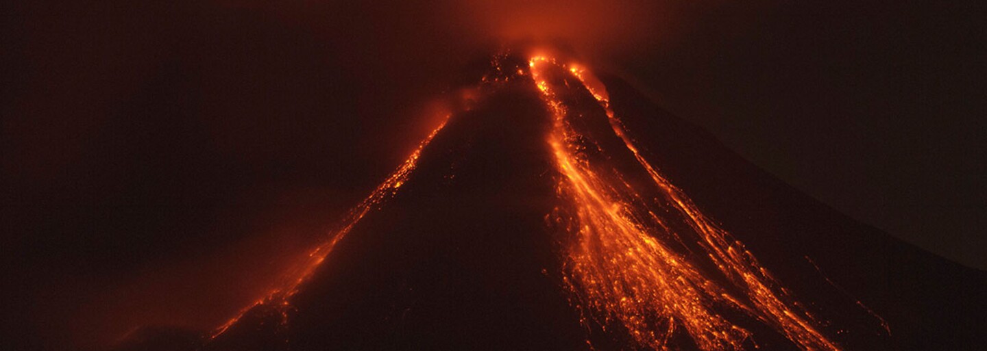 Erupcia známej mexickej sopky zachytená na detailoch, ktoré sa nevidia každý deň