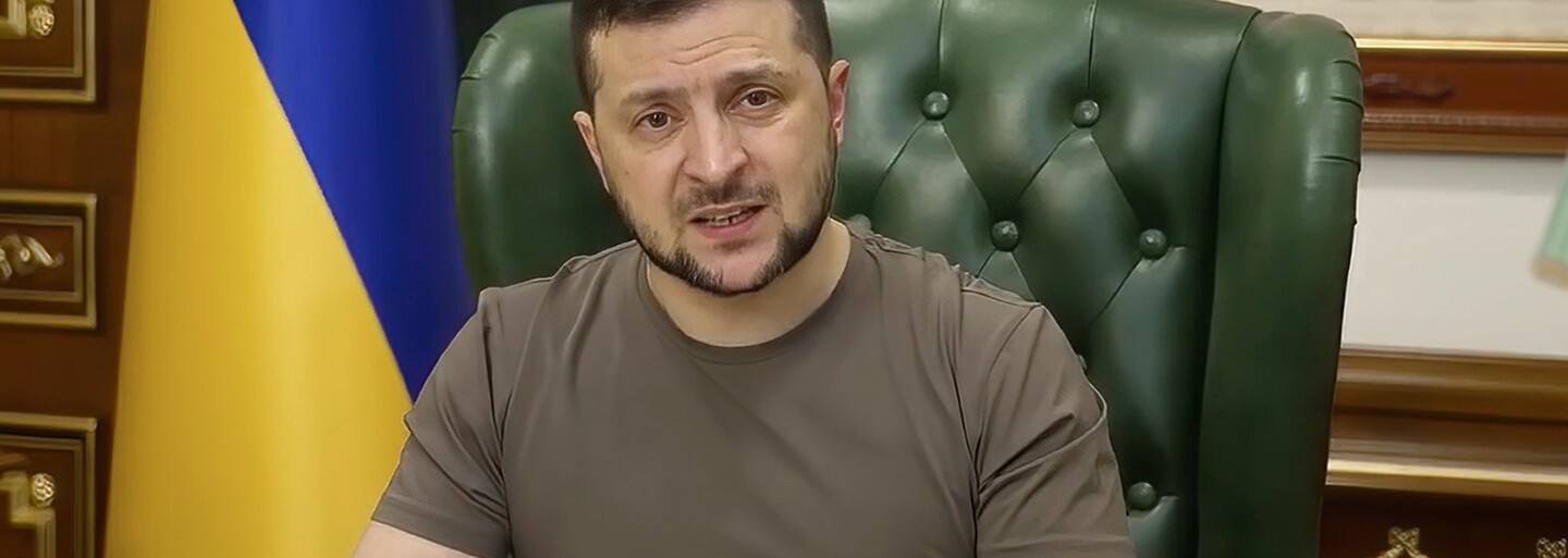 EÚ by sa nemala stať „supermarketom“ pre boháčov z Ruska, vyhlásil prezident Zelenskyj. Vyzval na zákaz vydávania víz pre Rusov