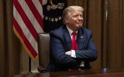 Evropská unie zvažuje, že na své území nepustí Američany. Od 1. července chystá jednotný seznam bezpečných zemí