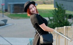 Eva žije s roztroušenou sklerózou. Jsem prý maják, který nemůže zářit bez temnoty, říká (Rozhovor)