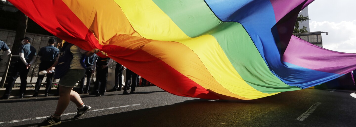 Evanjelický teológ o LGBTI: Podporujem registrované partnerstvá homosexuálov (Rozhovor)