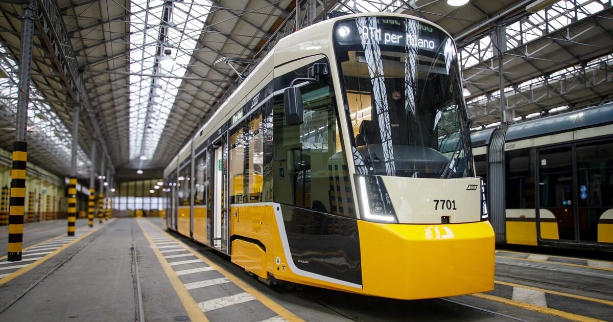 Tramvaj v Miláně vykolejila a narazila do budovy. Dva mrtví, až 40 zraněných