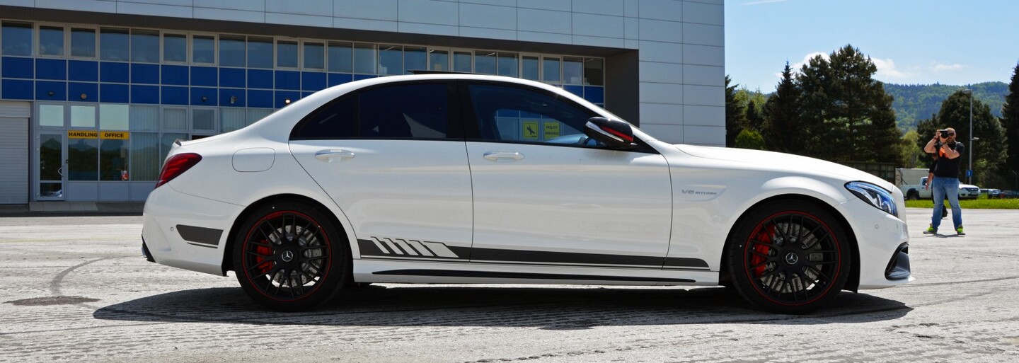 Exkluzívne: Ako vyzerá a jazdí prvý slovenský 510-koňový Mercedes-AMG C 63 S Edition 1?