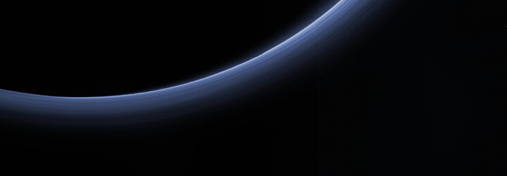 Na planétke Pluto sa našiel pozoruhodný objekt, ktorý bežne nájdeme aj na našej Zemi, avšak vo väčšom množstve