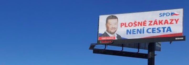„Plošné zákazy není cesta.“ SPD si zaplatilo billboard s gramatickou chybou