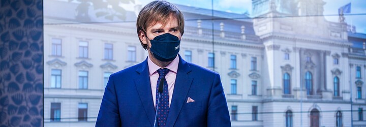 Nová opatření: Vláda zakázala vánoční trhy, hospody musí zavřít ve 22 hodin a bude omezen počet lidí na akcích