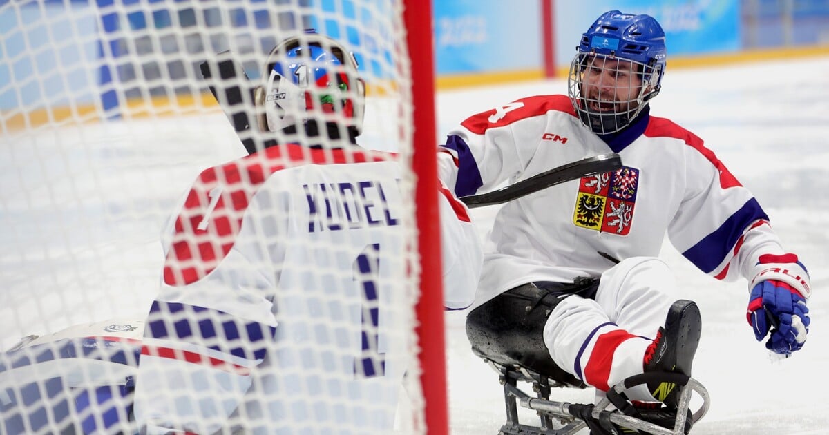 Historický moment pro český parahokej! Reprezentanti zvládli zápas s Čínou 3:2 a mají bronz z mistrovství světa!